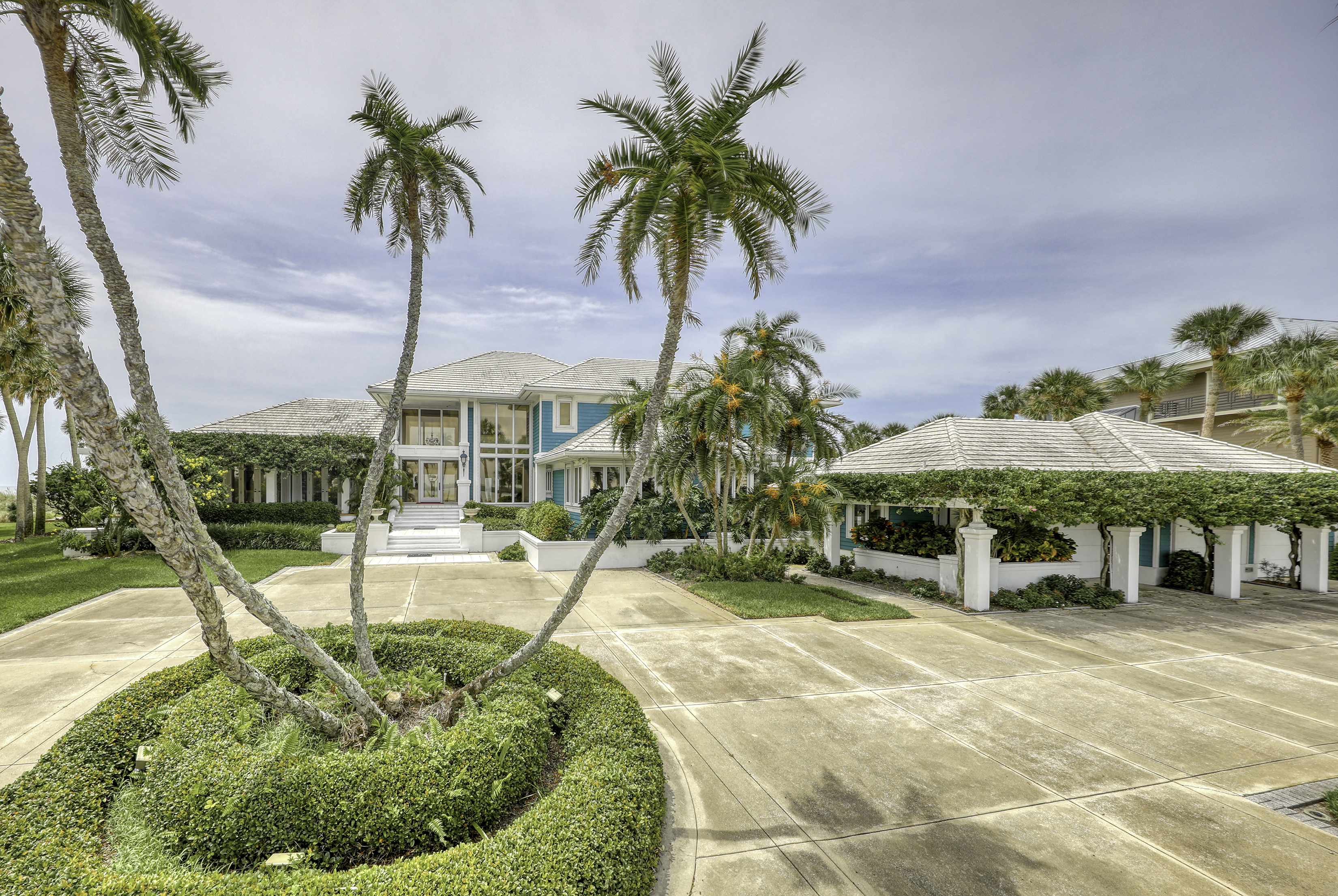 This house was purchased for $11 million in August by the co-founder of Tampa-based ConnectWise. CARY JOHN PHOTOGRAPHY INC | Cary John This house was purchased for $11 million in August by the co-founder of Tampa-based ConnectWise. CARY JOHN PHOTOGRAPHY INC | Cary John