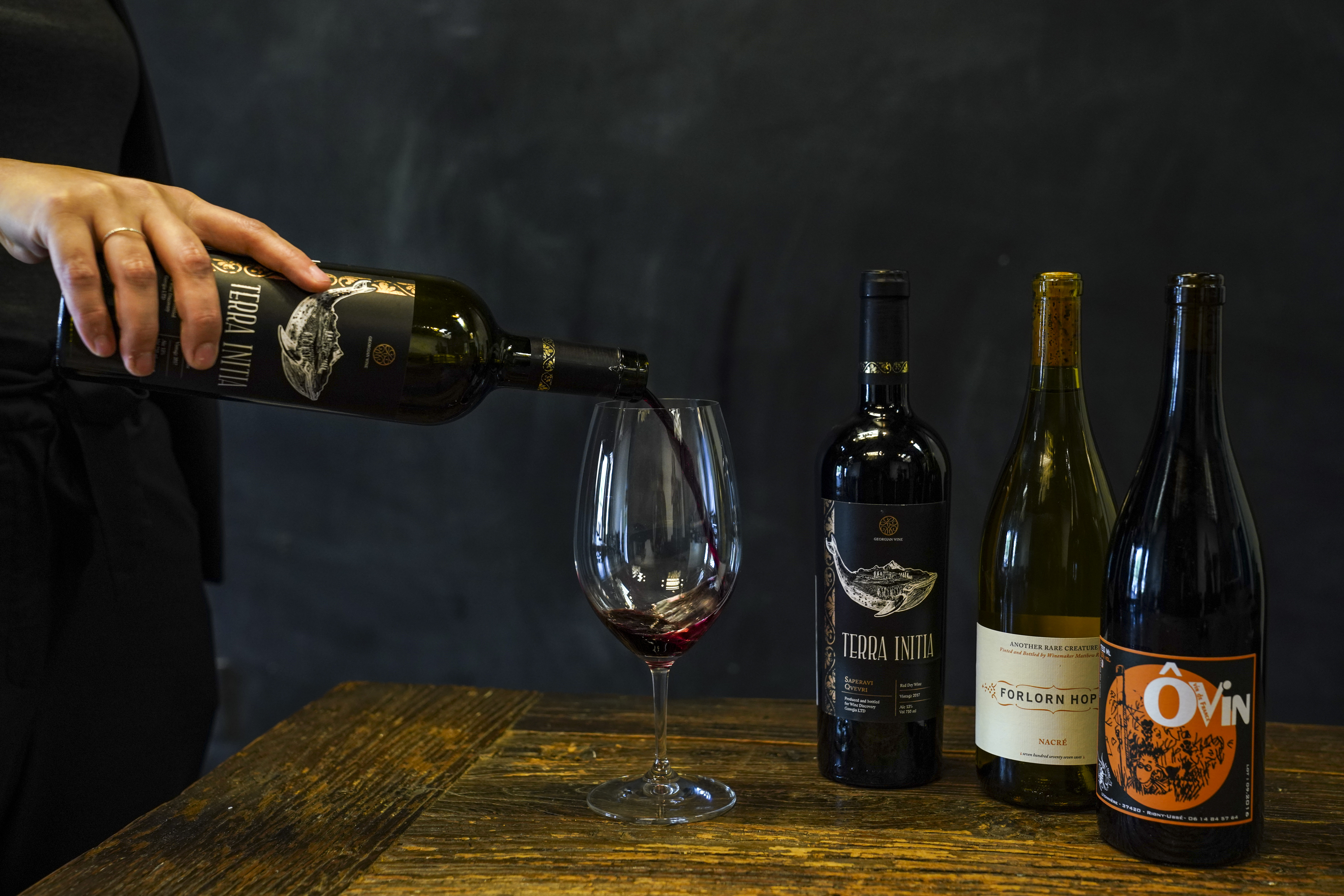 Terra Initia, 2017, from Eastern Europe in Georgia, is poured at Edison: Food + Drink Lab in Tampa. MARTHA ASENCIO-RHINE | Times Terra Initia, 2017, from Eastern Europe in Georgia, is poured at Edison: Food + Drink Lab in Tampa. MARTHA ASENCIO-RHINE | Times