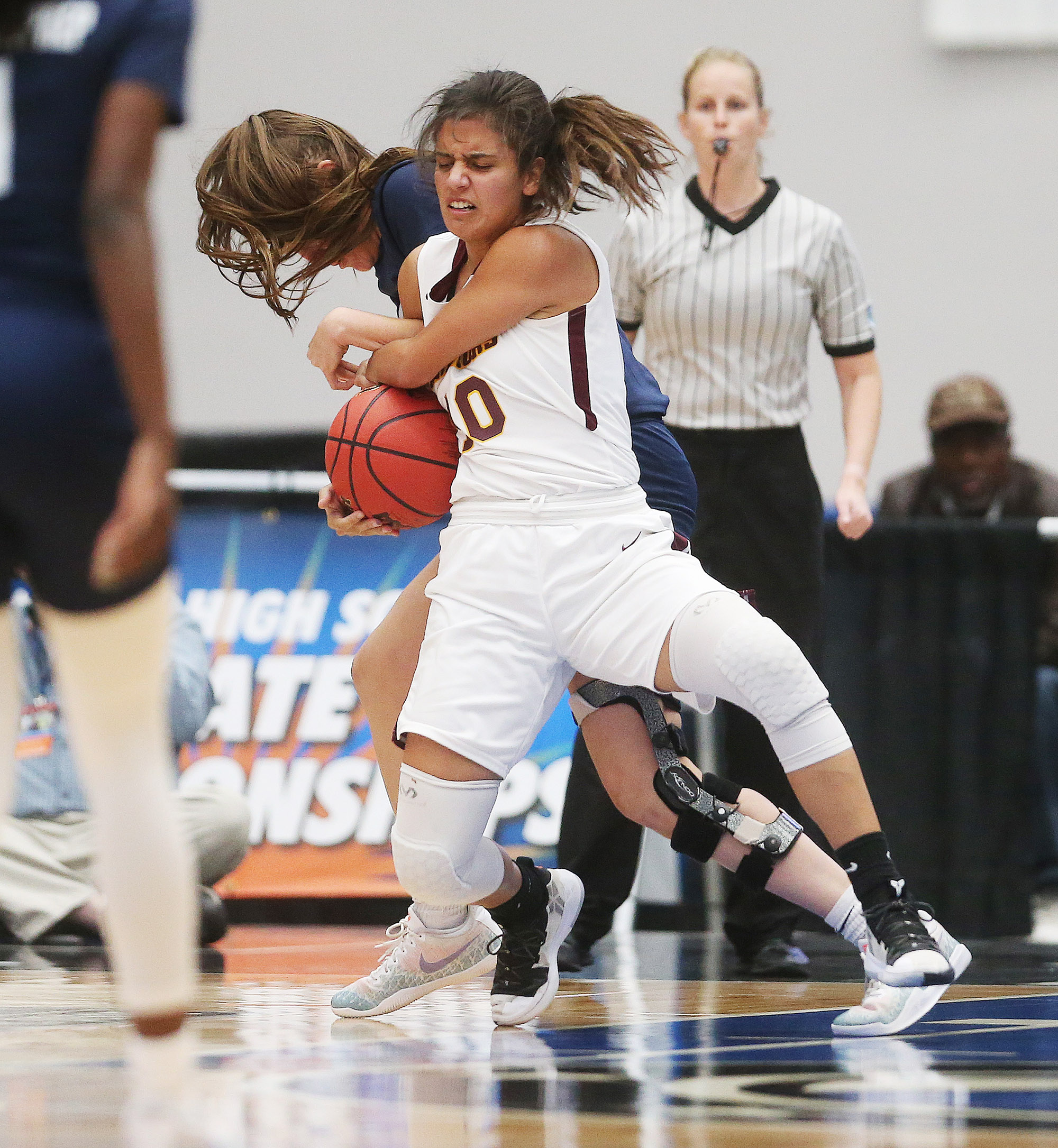 Bayshore Christian guard Fabiana Limongi (10) battles for the rebound with Florida Prep forward Aleah Sorrentino during the first half. (OCTAVIO JONES | Times Bayshore Christian guard Fabiana Limongi (10) battles for the rebound with Florida Prep forward Aleah Sorrentino during the first half. (OCTAVIO JONES | Times